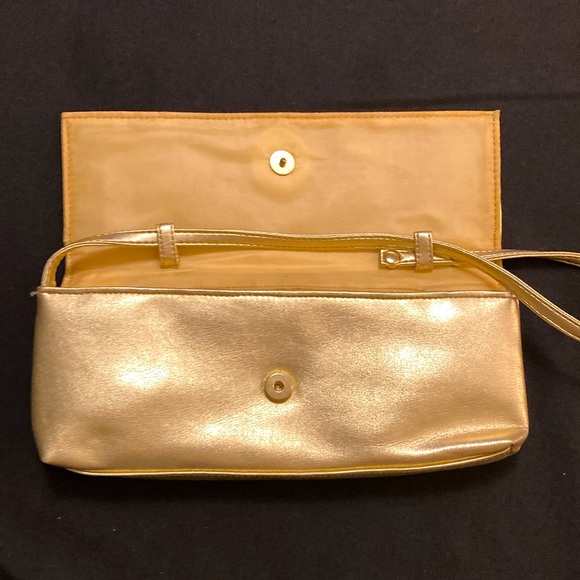 Vintage Avon Convertible Mini Bag or Wristlet with Zippered Pocket Inside. - Picture 8 of 13